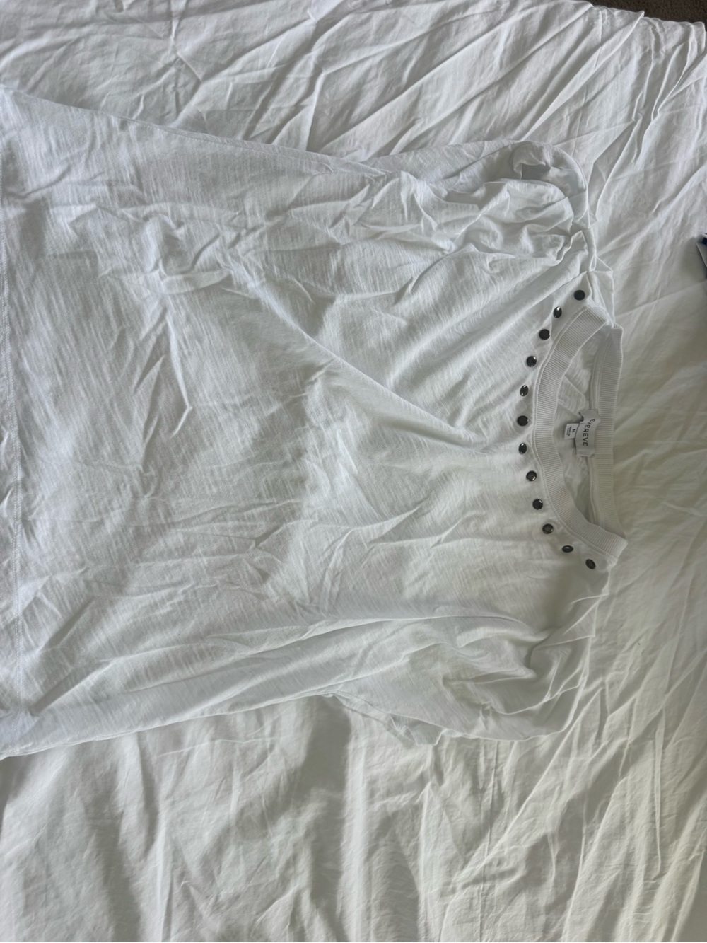 Evereve White Tee with Gunmetal Studs